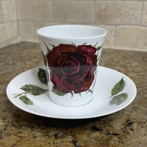 Vintage‎ Arabia Finland Tea Cup Saucer Set Ruusu Red Rose Flower Design Signed